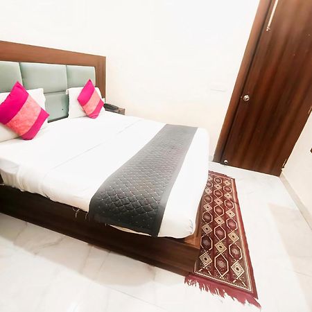 Hotel Shiva International Near By Igi Airport New Delhi Ngoại thất bức ảnh