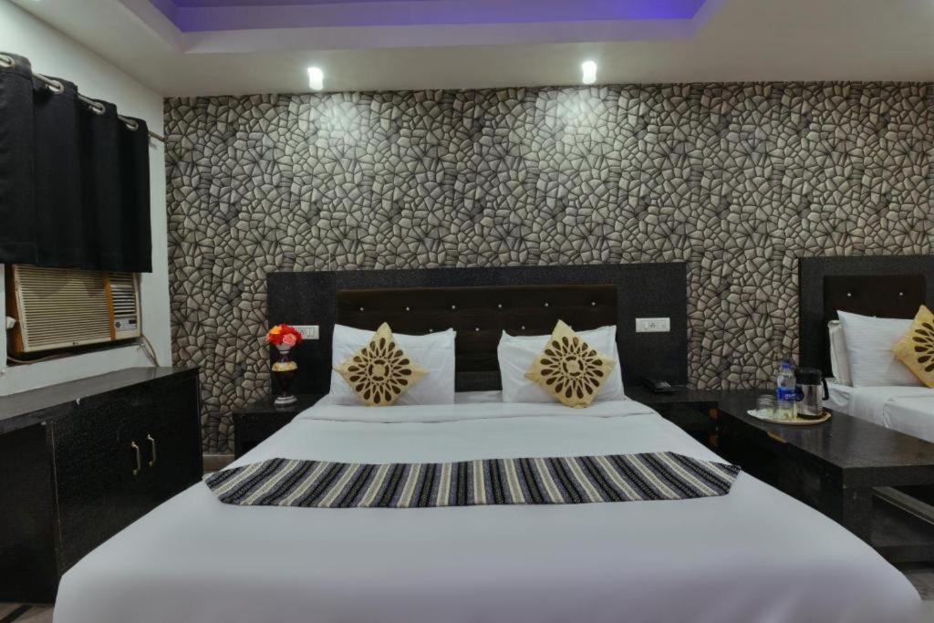Hotel Shiva International Near By Igi Airport New Delhi Ngoại thất bức ảnh