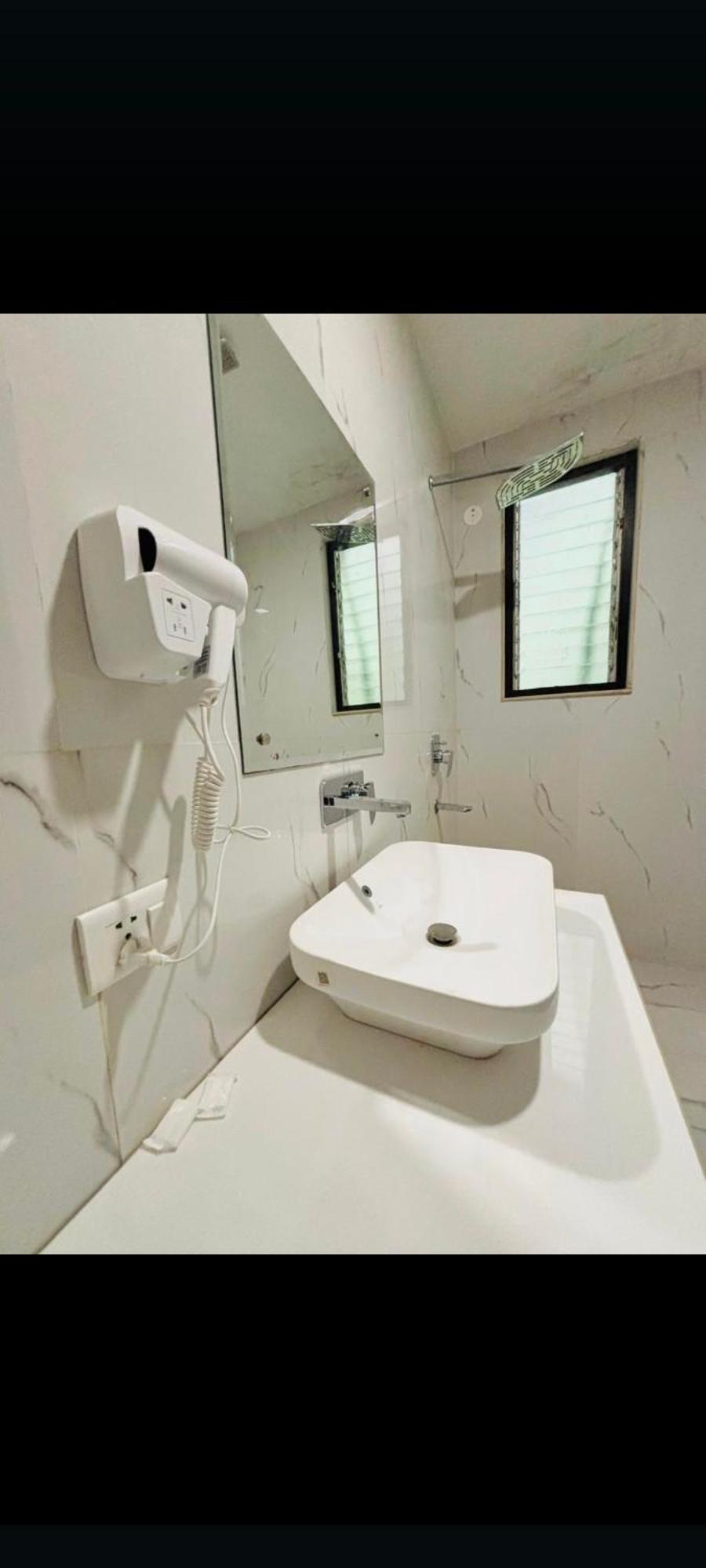 Hotel Shiva International Near By Igi Airport New Delhi Ngoại thất bức ảnh
